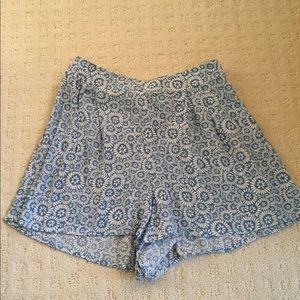 Blue floral gooey shorts